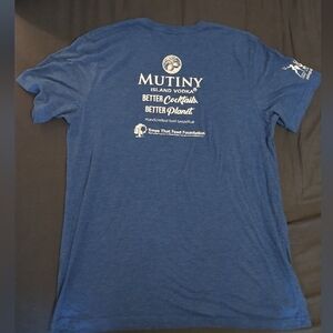 Mutiny Vodka T-shirt 100% Cotton L
